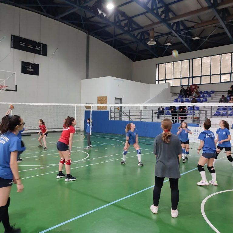 ΤΟΥΡΝΟΥΑ ΒΟΛΕΙ ΜΟΣΧΑΤΟΥ